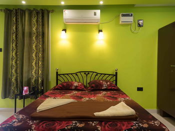 Hotel Oyo 7272 Aurita Homes Deluxe